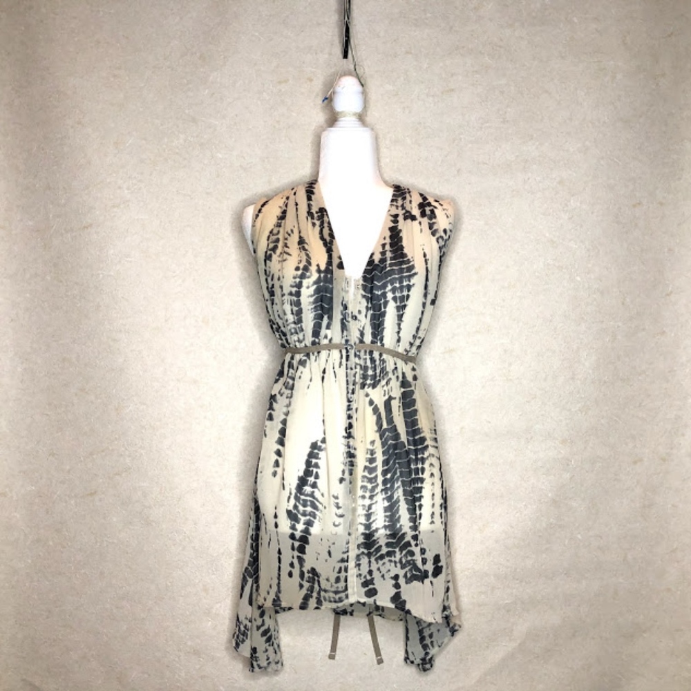 Converse Tunic Blouse